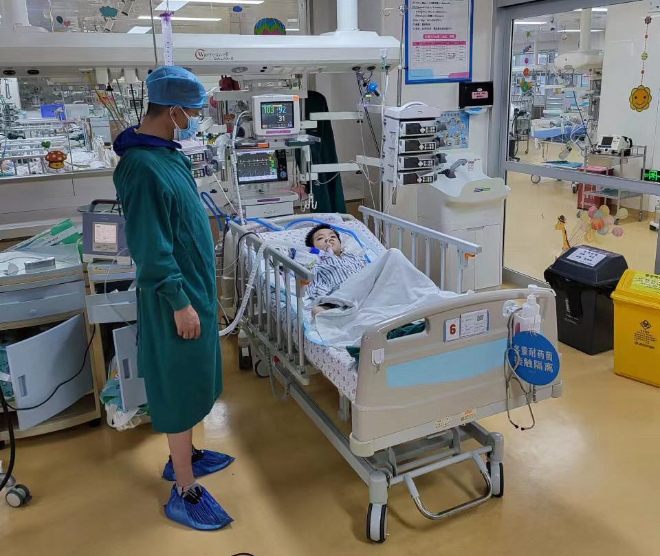 佳县跨省救护车出租公司