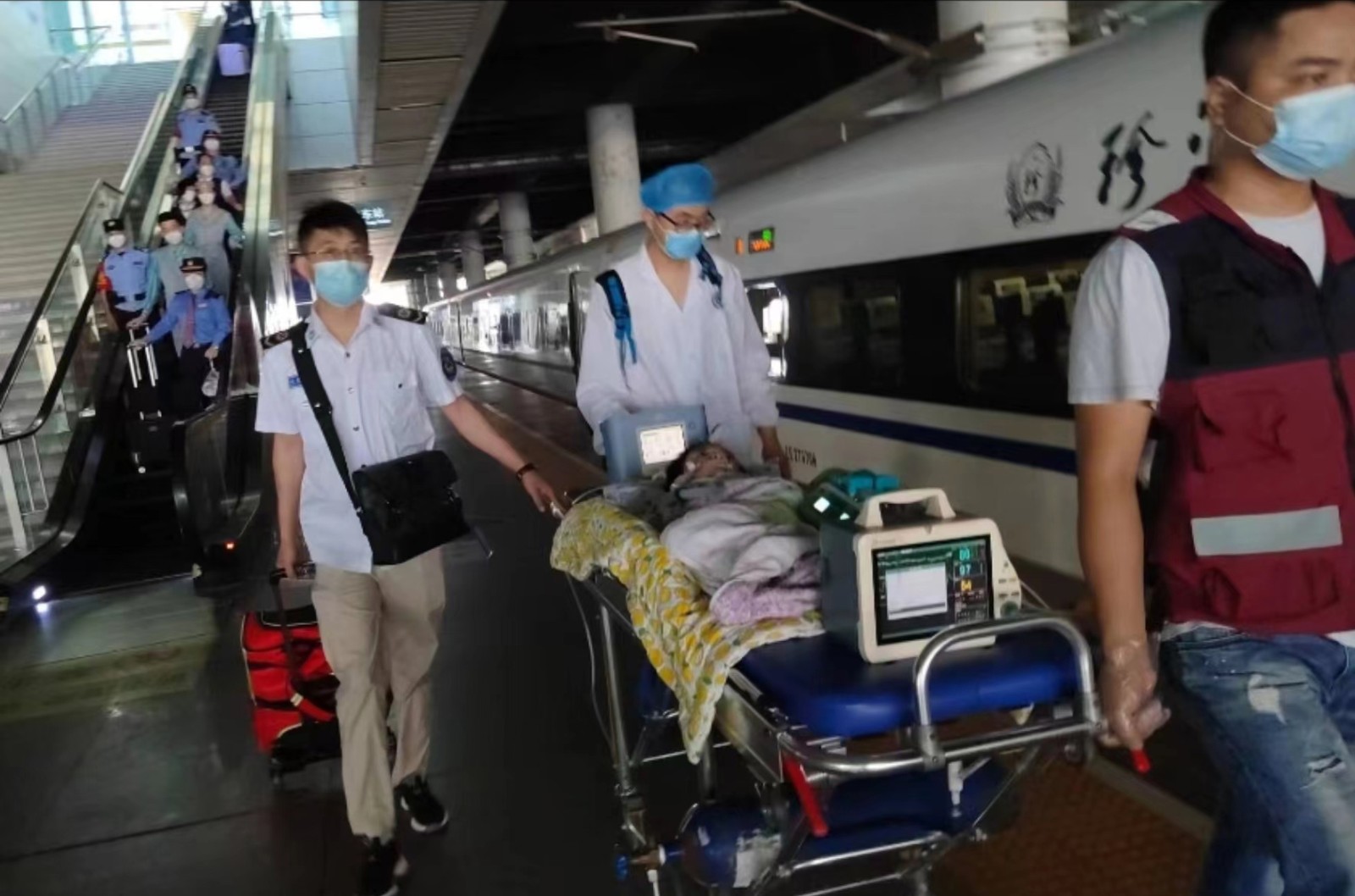 佳县高铁转运公司